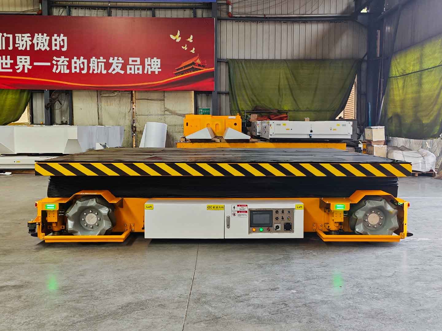 3t可移动升降平台应用于工件的转运-4