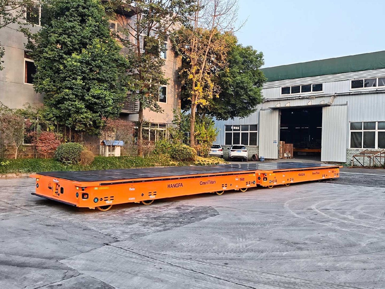 160t双车联动全向车应用于部件转运